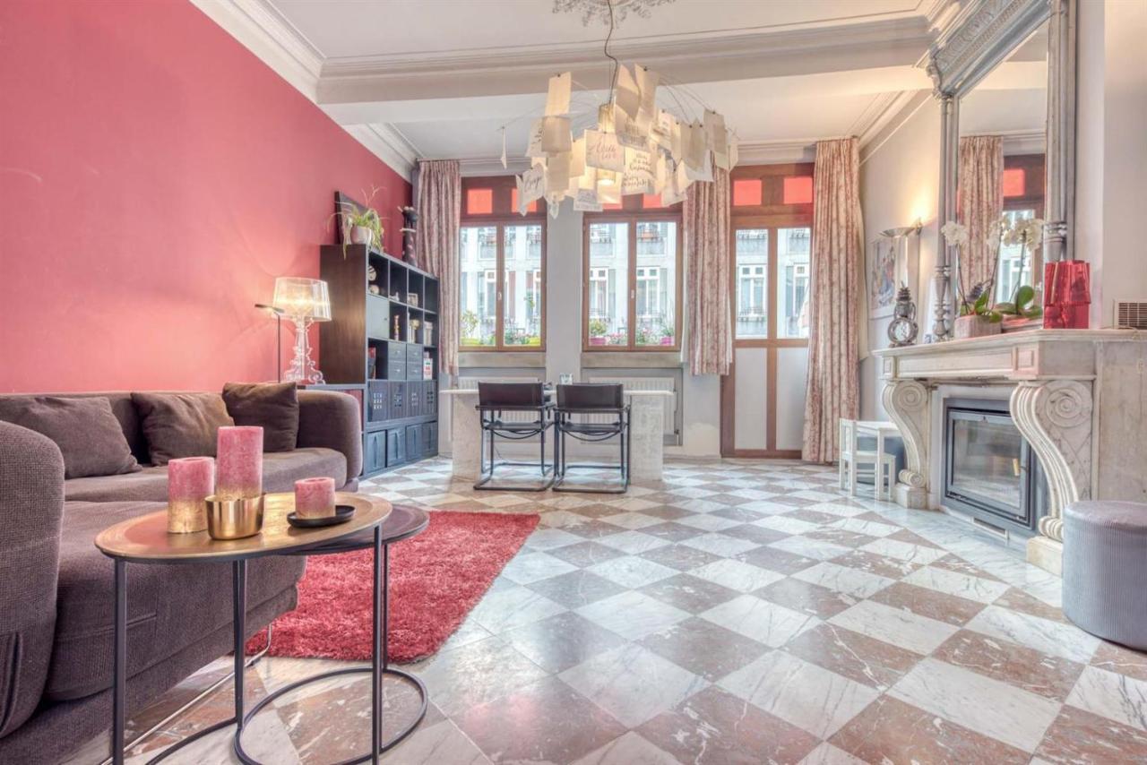 Duplex 2 Chambres Situe Au Centre Du Coeur Historique De เลียจ ภายนอก รูปภาพ