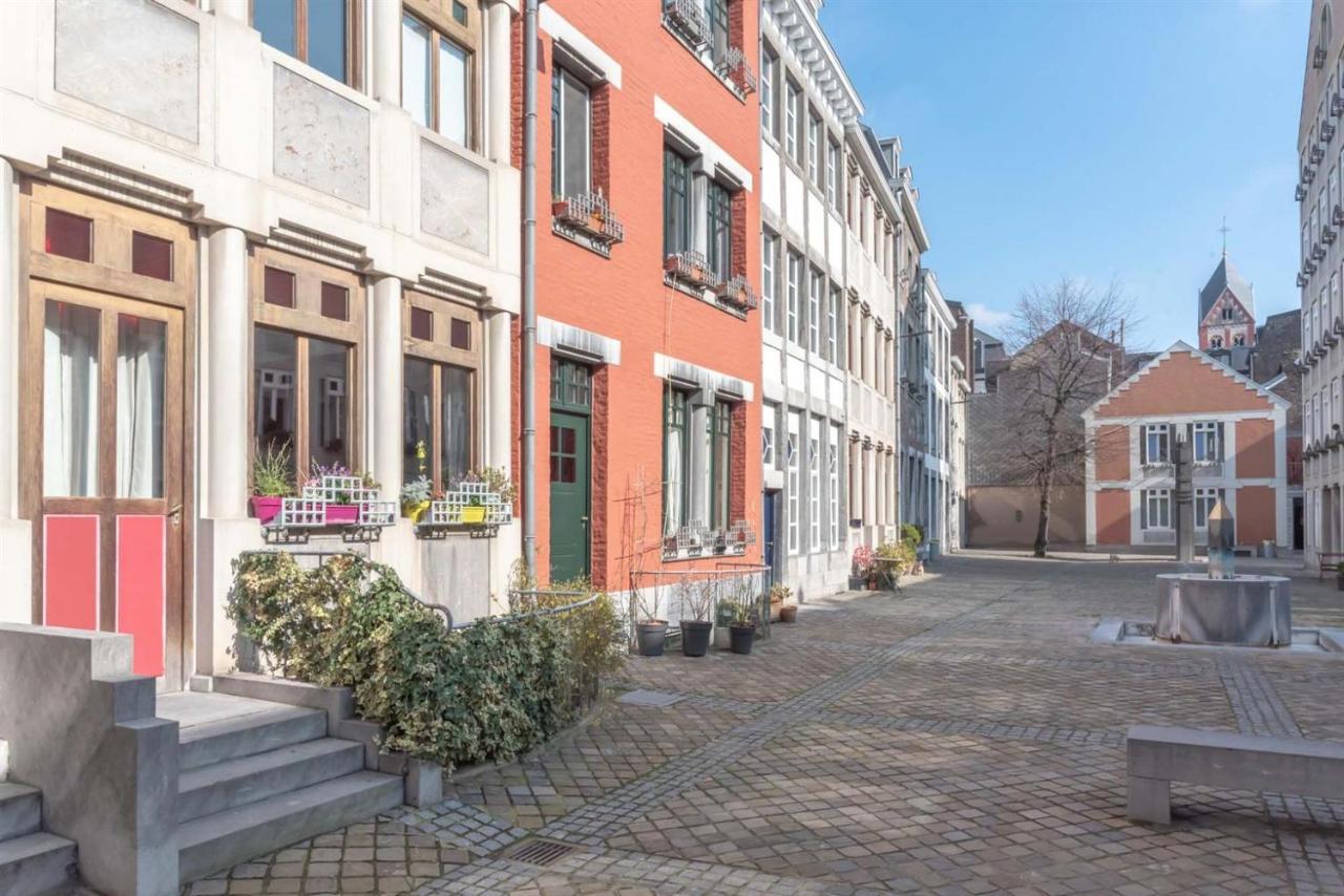 Duplex 2 Chambres Situe Au Centre Du Coeur Historique De เลียจ ภายนอก รูปภาพ